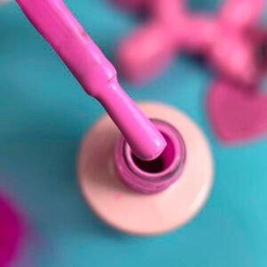 Esmalte semipermanente Pink Lady 03 illusion beauty – 7ml Colores rosas Barbie