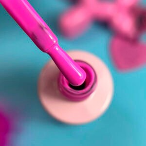 Esmalte semipermanente Pink Lady 04 illusion beauty – 7ml Colores rosas Barbie