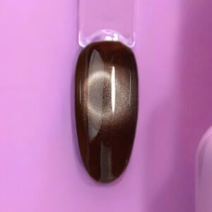 Esmalte Semipermanente Glassy Cat Eyes 10 – Illusion Beauty | 8 ml